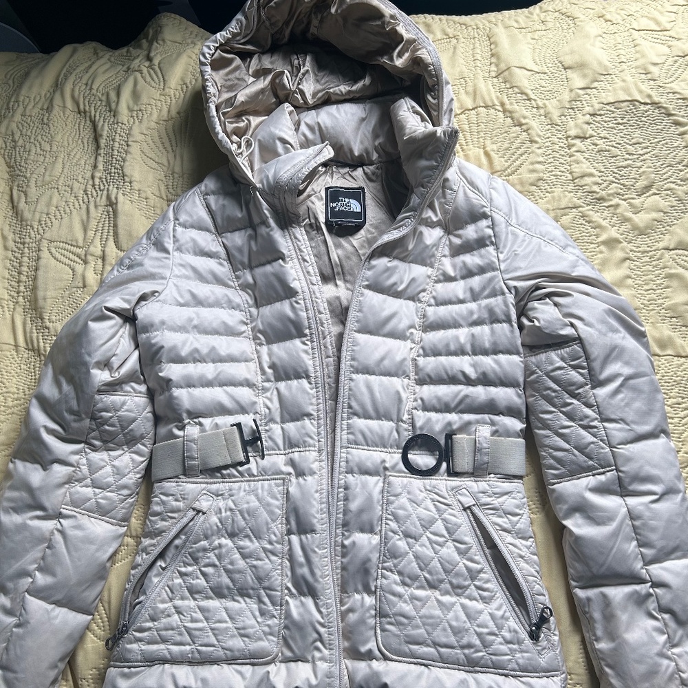 The north face puffer snow jacket